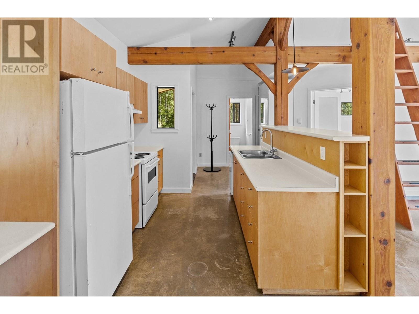 370-400 BAKER ROAD, Salt Spring Island