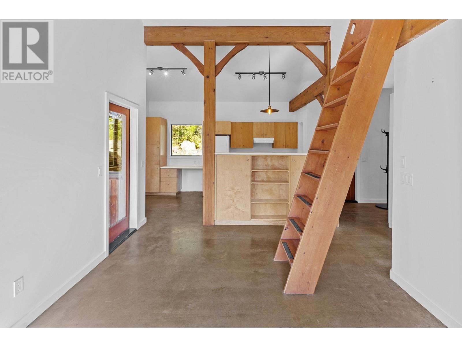 370-400 BAKER ROAD, Salt Spring Island