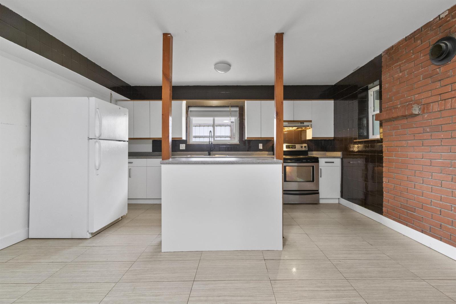 9112 BROADWAY ROAD, Chilliwack Proper East, Chilliwack