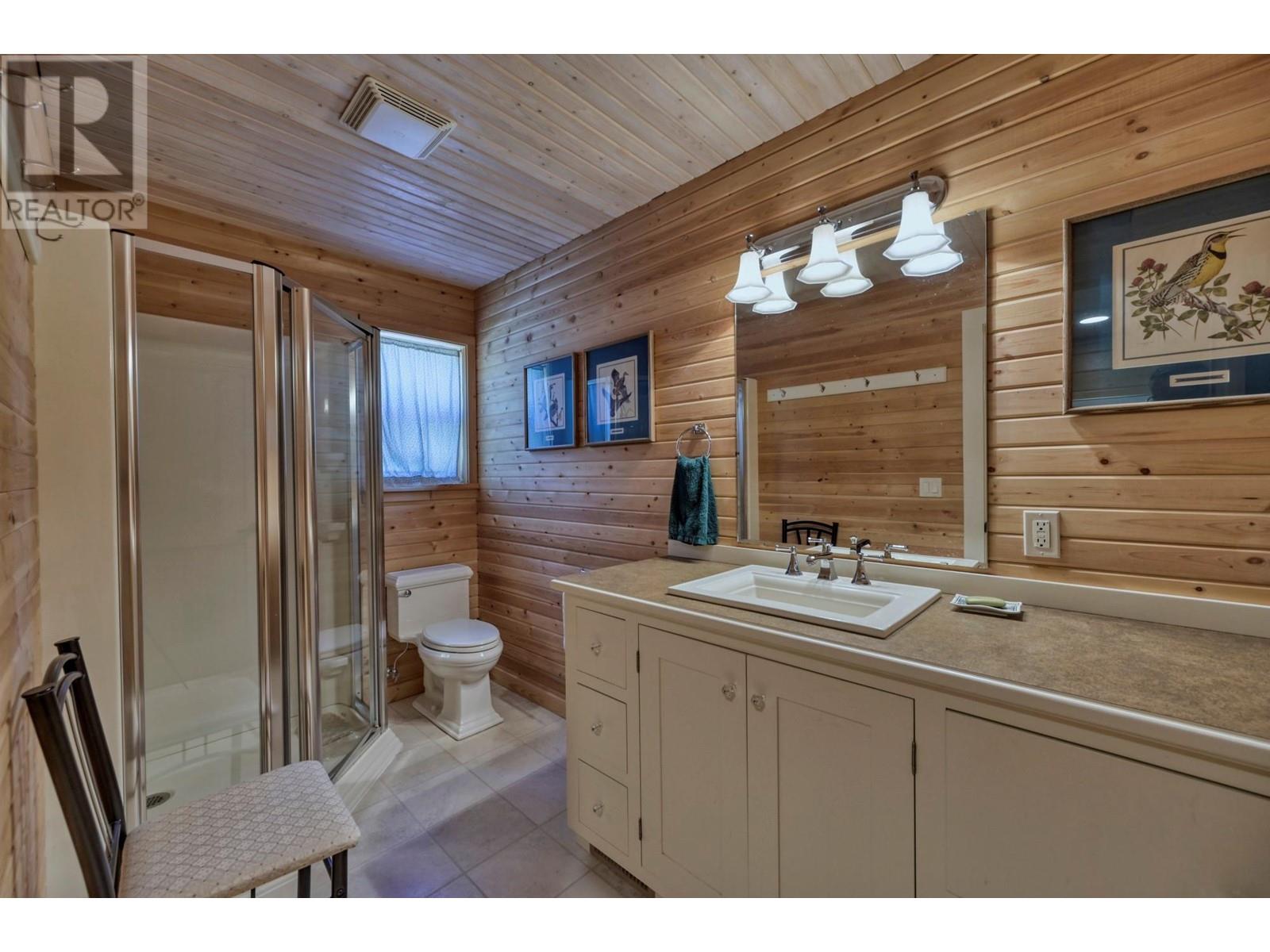155 COUGAR Court, Osoyoos