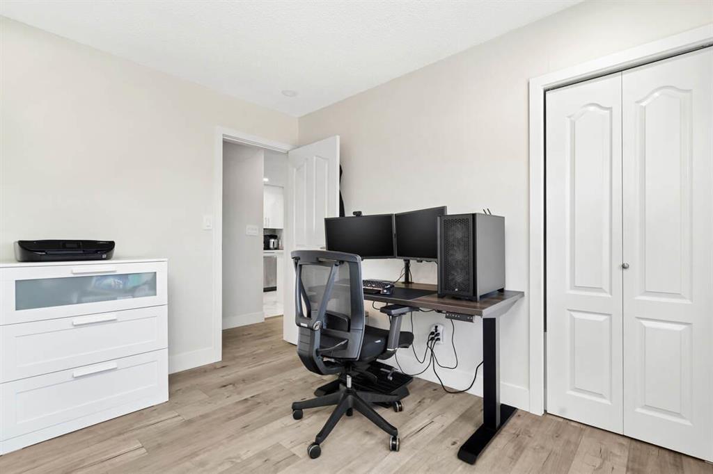 Photo 13 of 5774 180 Street, Surrey BC