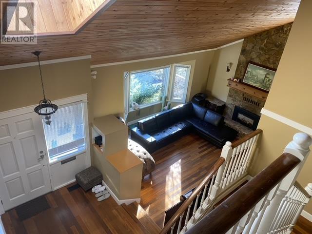 1936 CLARKE STREET, Port Moody real estate listing R2962212