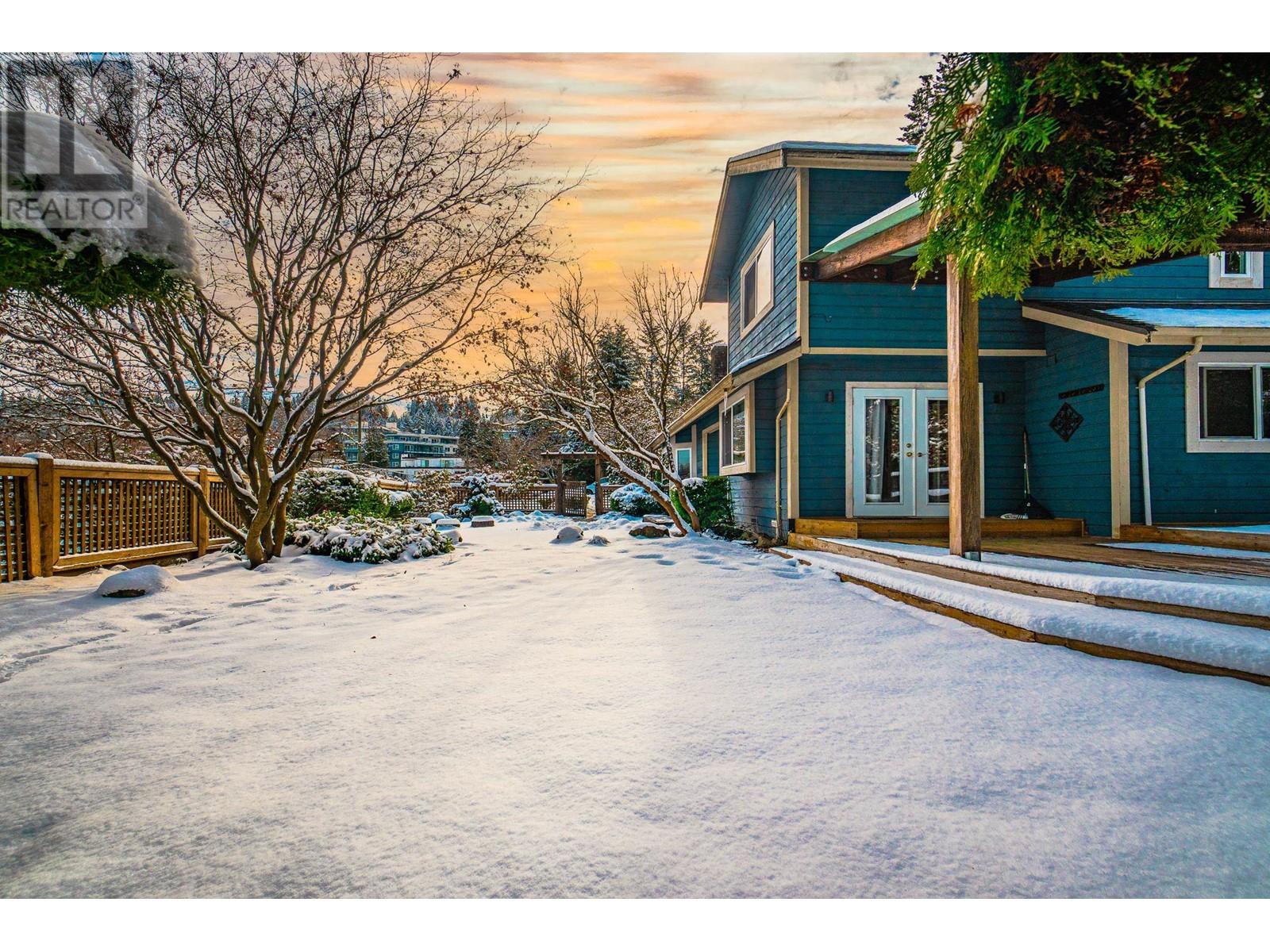 1936 CLARKE STREET, Port Moody real estate listing R2962212