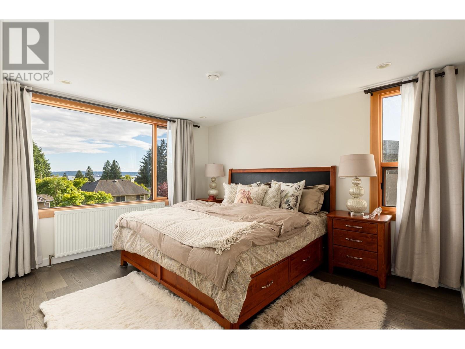 2436 MATHERS AVENUE, West Vancouver real estate listing R2963450