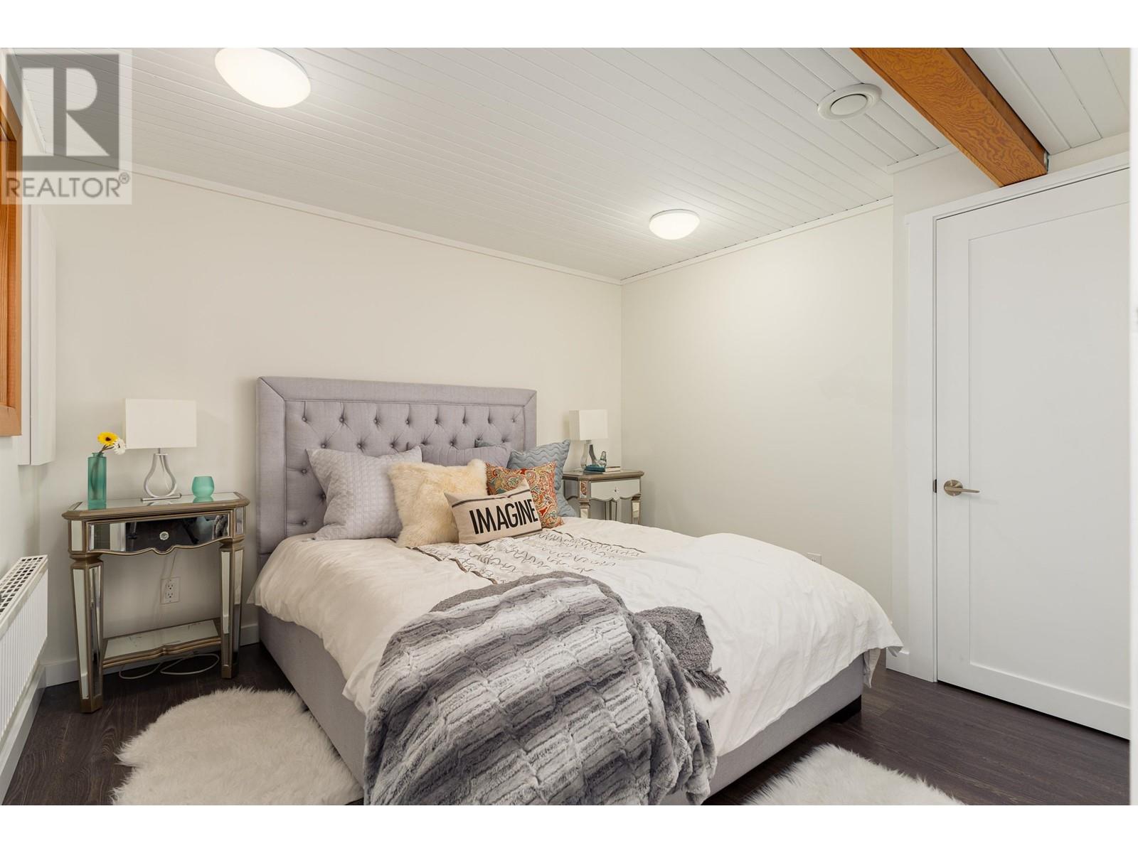 2436 MATHERS AVENUE, West Vancouver real estate listing R2963450