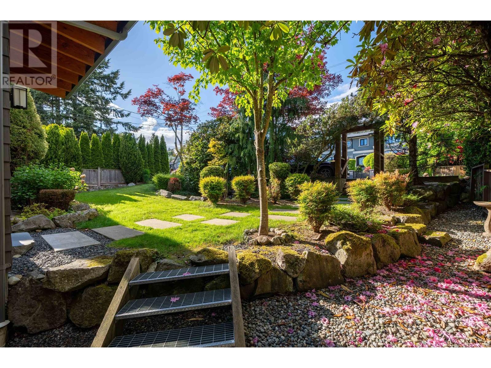 2436 MATHERS AVENUE, West Vancouver real estate listing R2963450