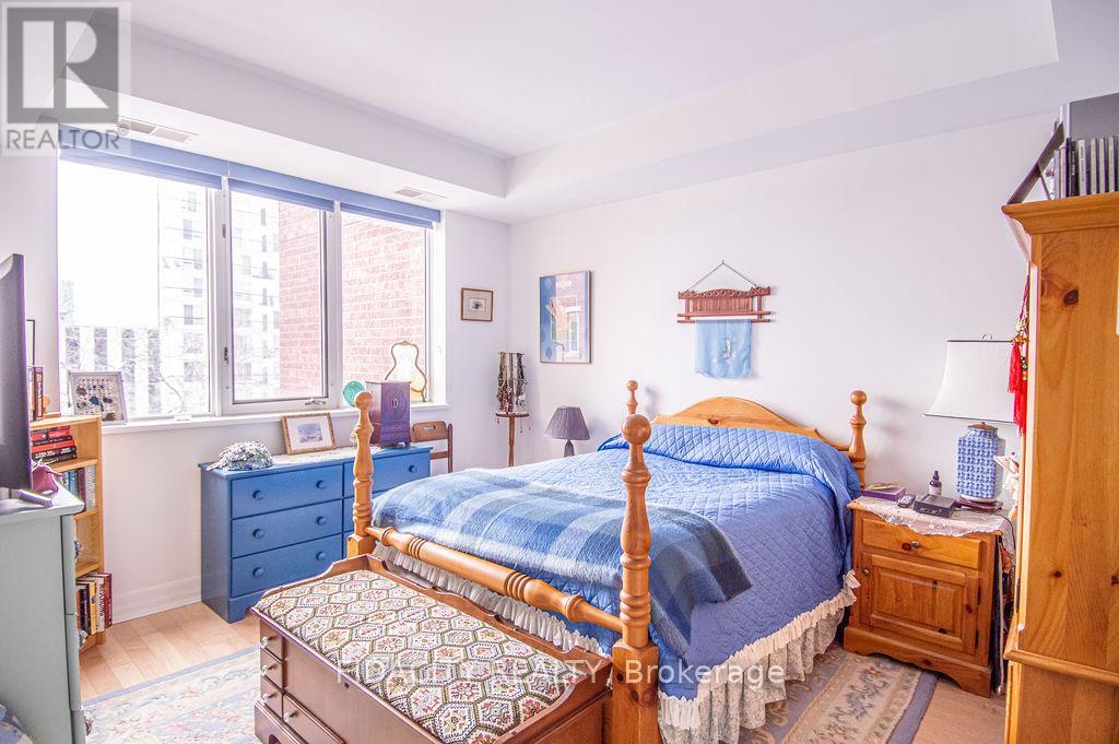 Photo 10 of 503 320 Mcleod Street, Ottawa ON