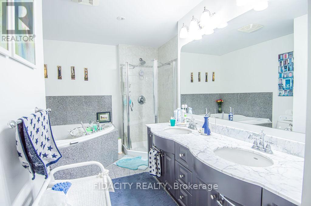 Photo 4 of 503 320 Mcleod Street, Ottawa ON