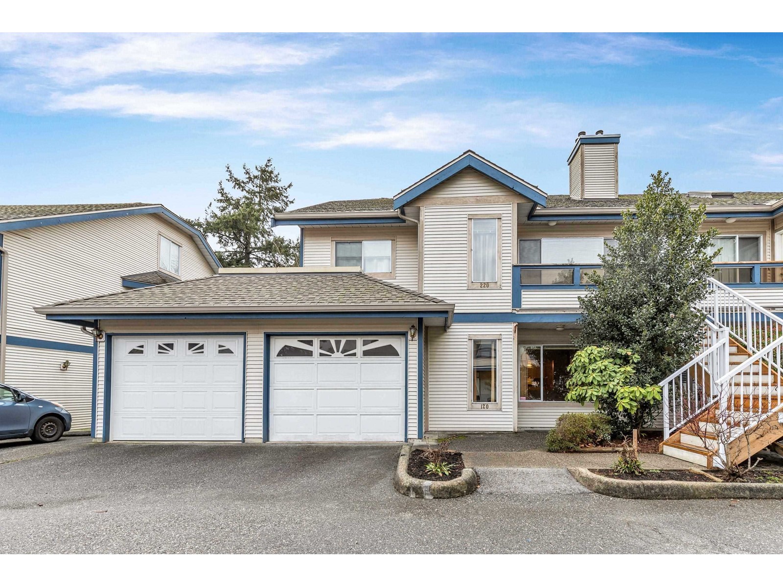 Photo 2 of 120 7837 120 A Street, Surrey BC