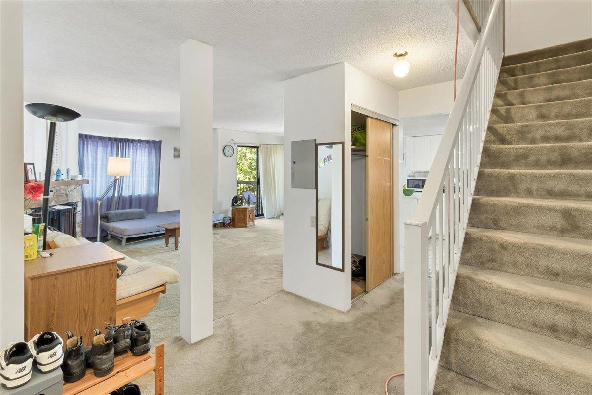 Photo 4 of 204 7119 133 Street, Surrey BC