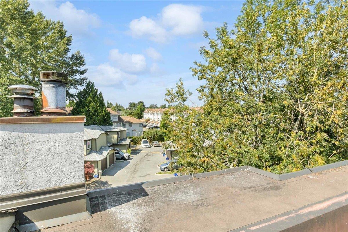 Photo 24 of 204 7119 133 Street, Surrey BC