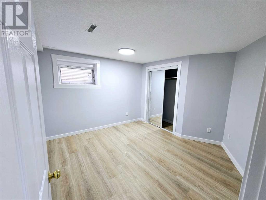 Single Family House for Sale in  Castleglen Road NE Castleridge Calgary 