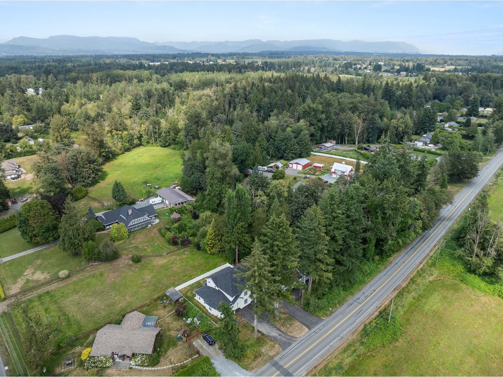 24833 ROBERTSON CRESCENT, Langley