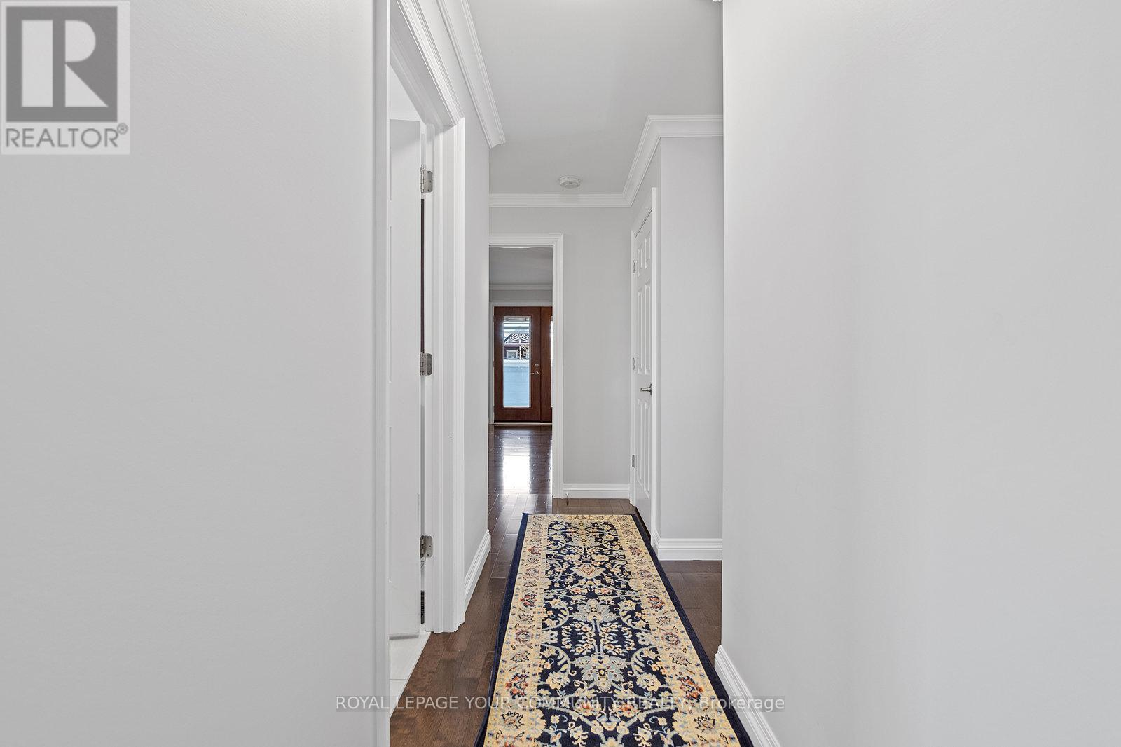 Photo 21 of 870 Beach Boulevard, Hamilton ON