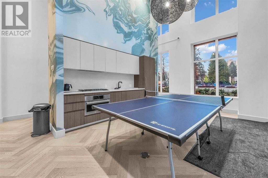 401 6463 SILVER AVENUE, Burnaby
