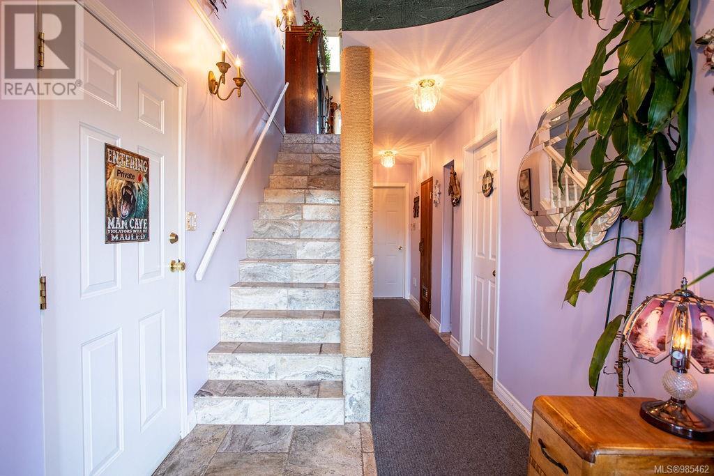 345 Lone Cone Rd, Tofino