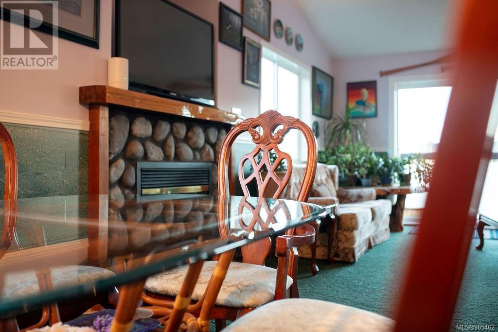 345 Lone Cone Rd, Tofino