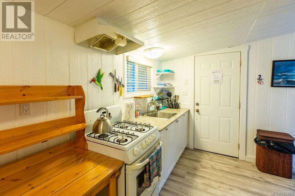 345 Lone Cone Rd, Tofino