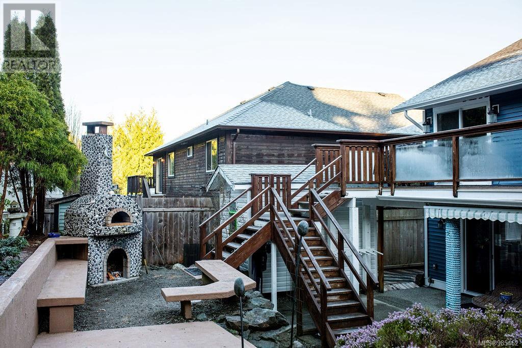 345 Lone Cone Rd, Tofino