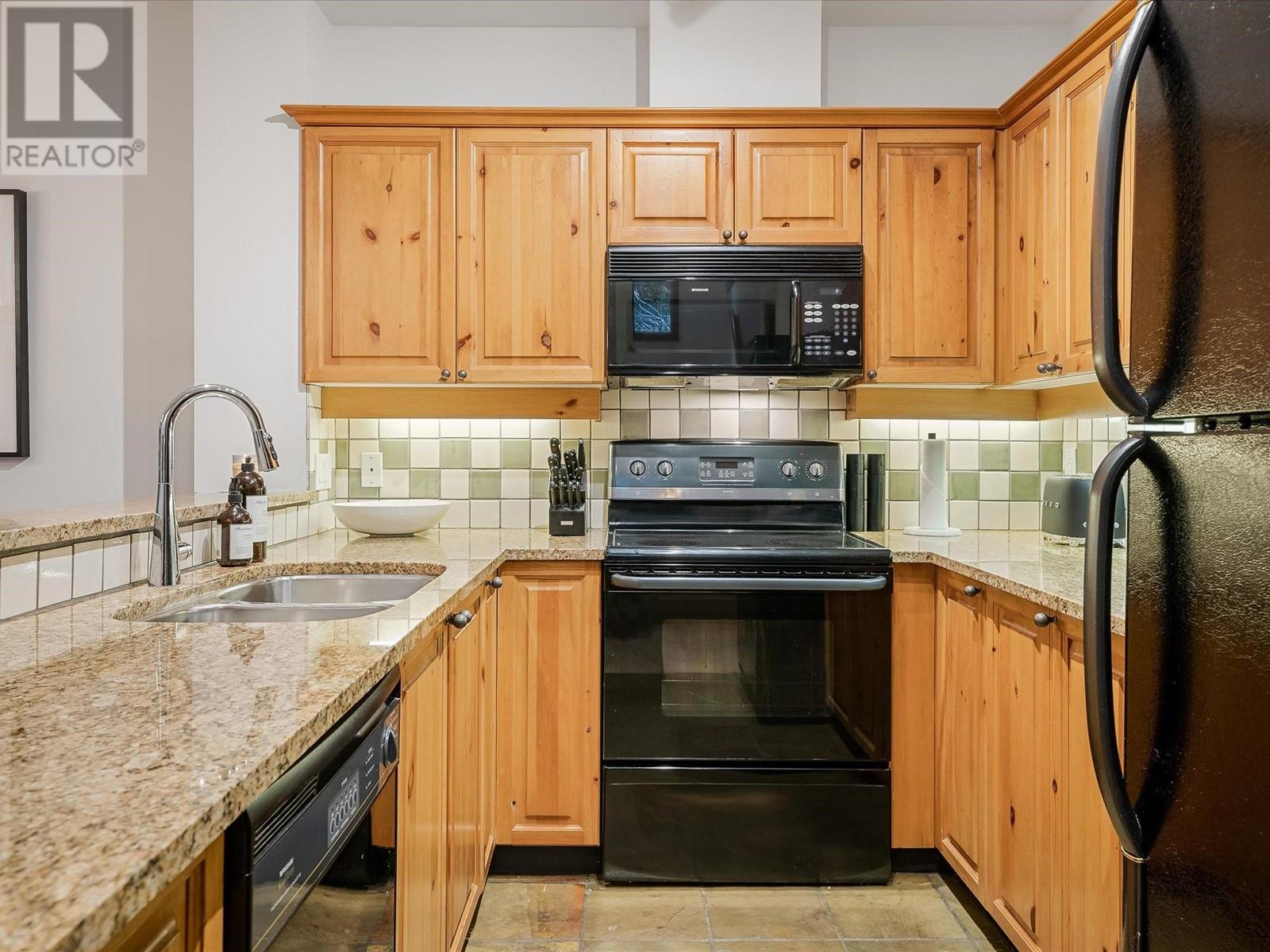 1 4668 BLACKCOMB WAY, Whistler real estate listing R2963574