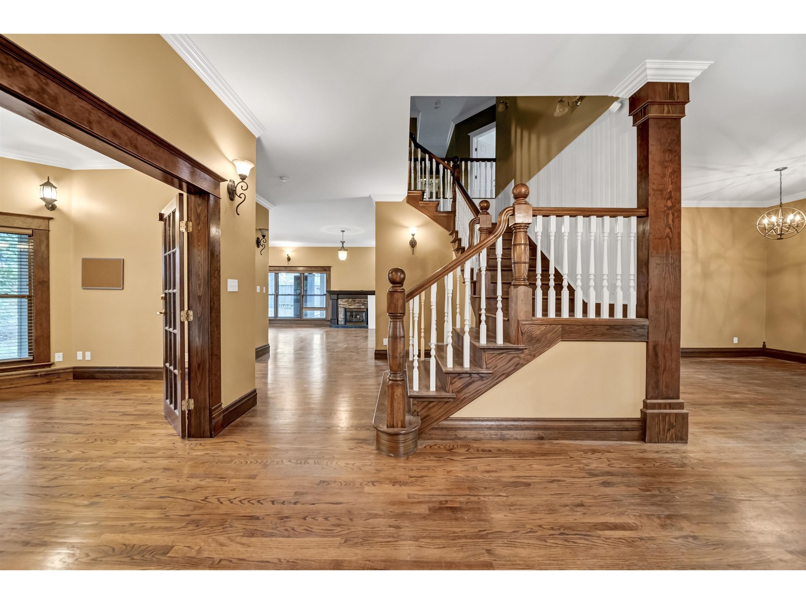 Photo 8 of 6354 184 Street, Surrey BC
