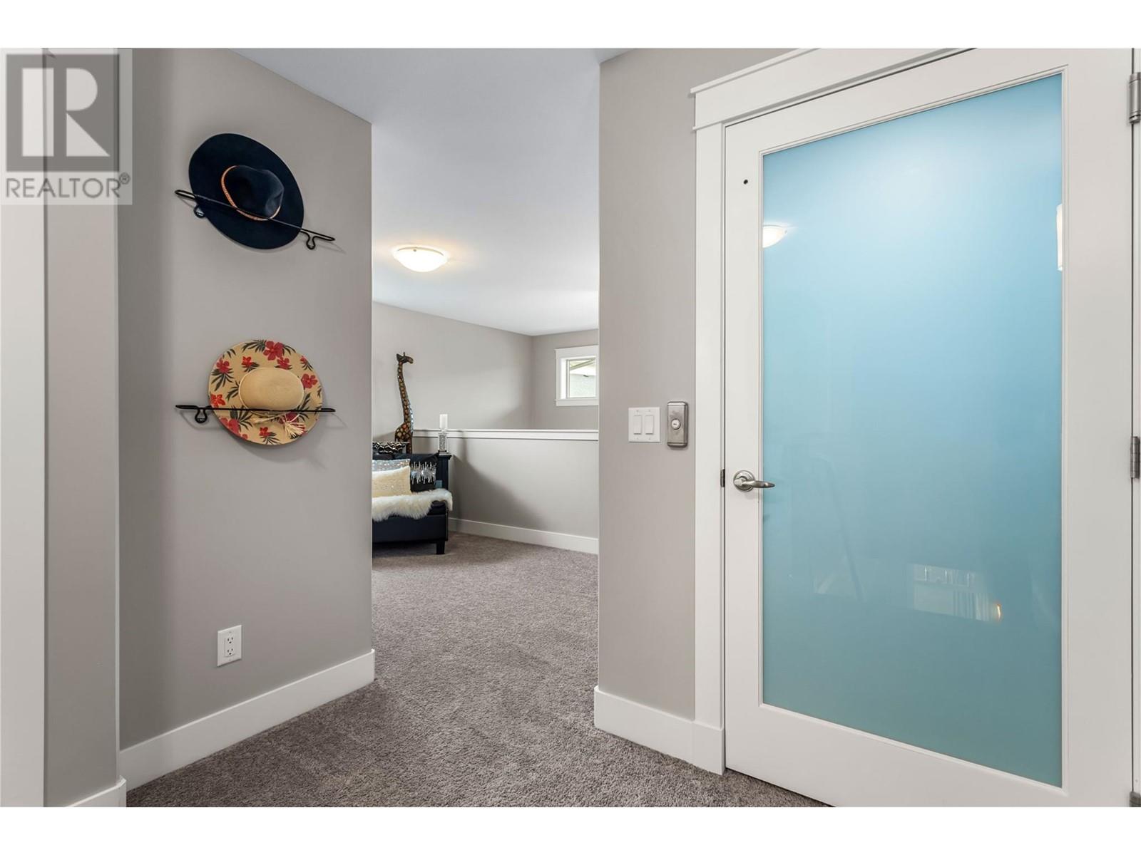60 3359 Cougar Road, West Kelowna