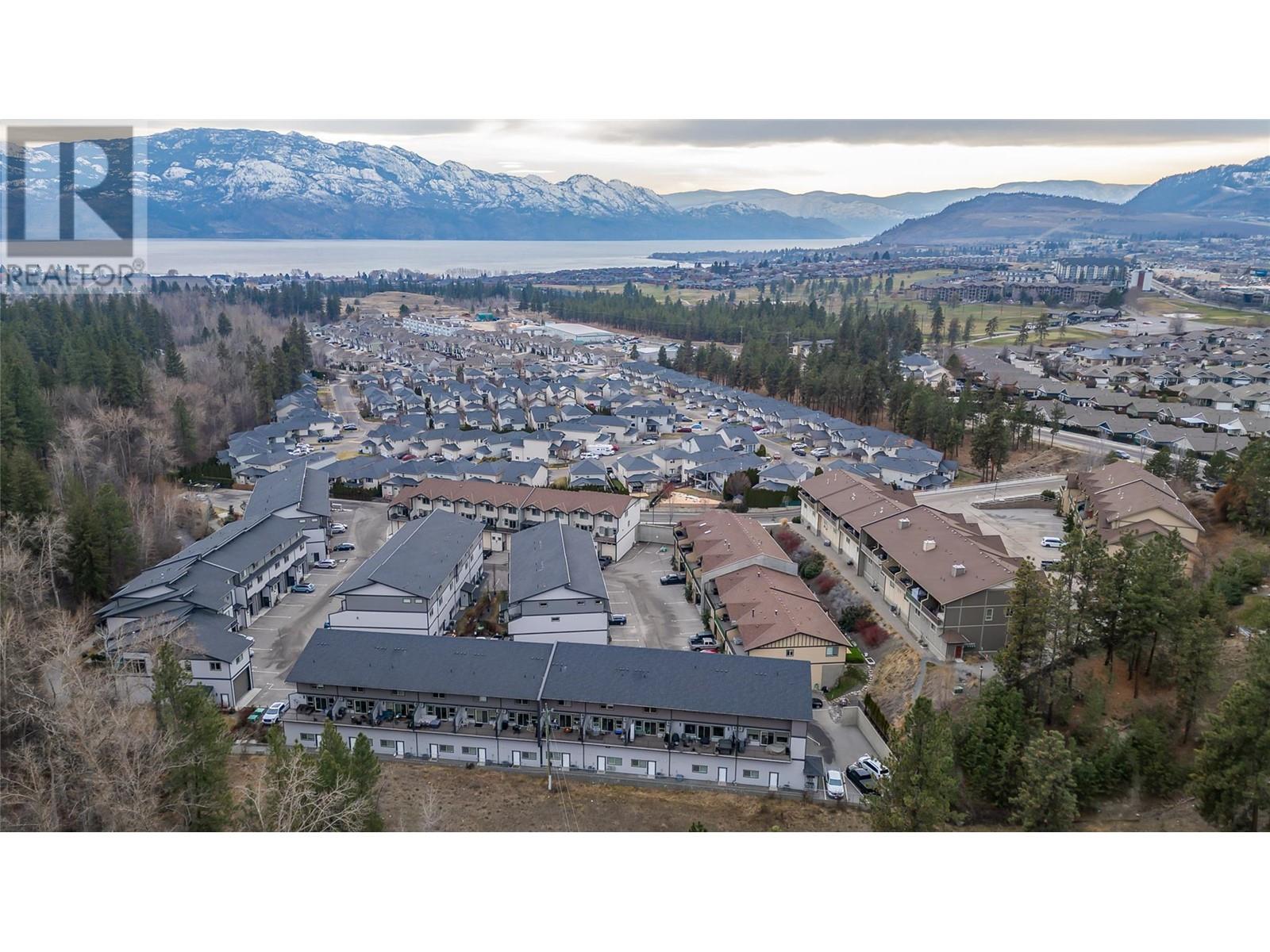 60 3359 Cougar Road, West Kelowna