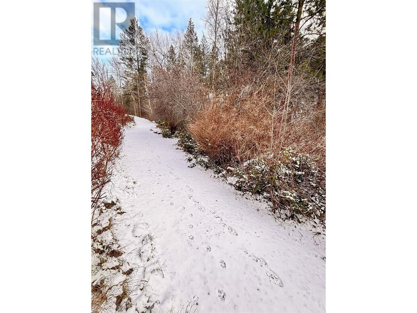 60 3359 Cougar Road, West Kelowna