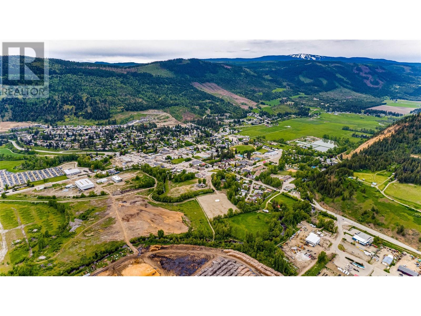  1788 Vernon Street, Lumby
