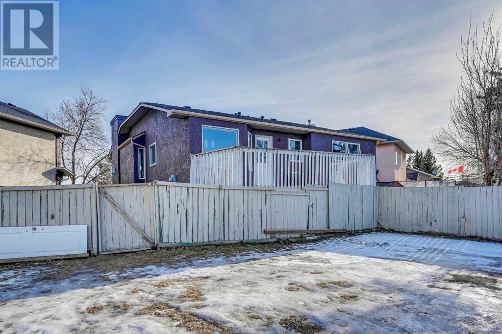 Single Family House Bi-level for Sale in  Martinglen Place NE Martindale Calgary 