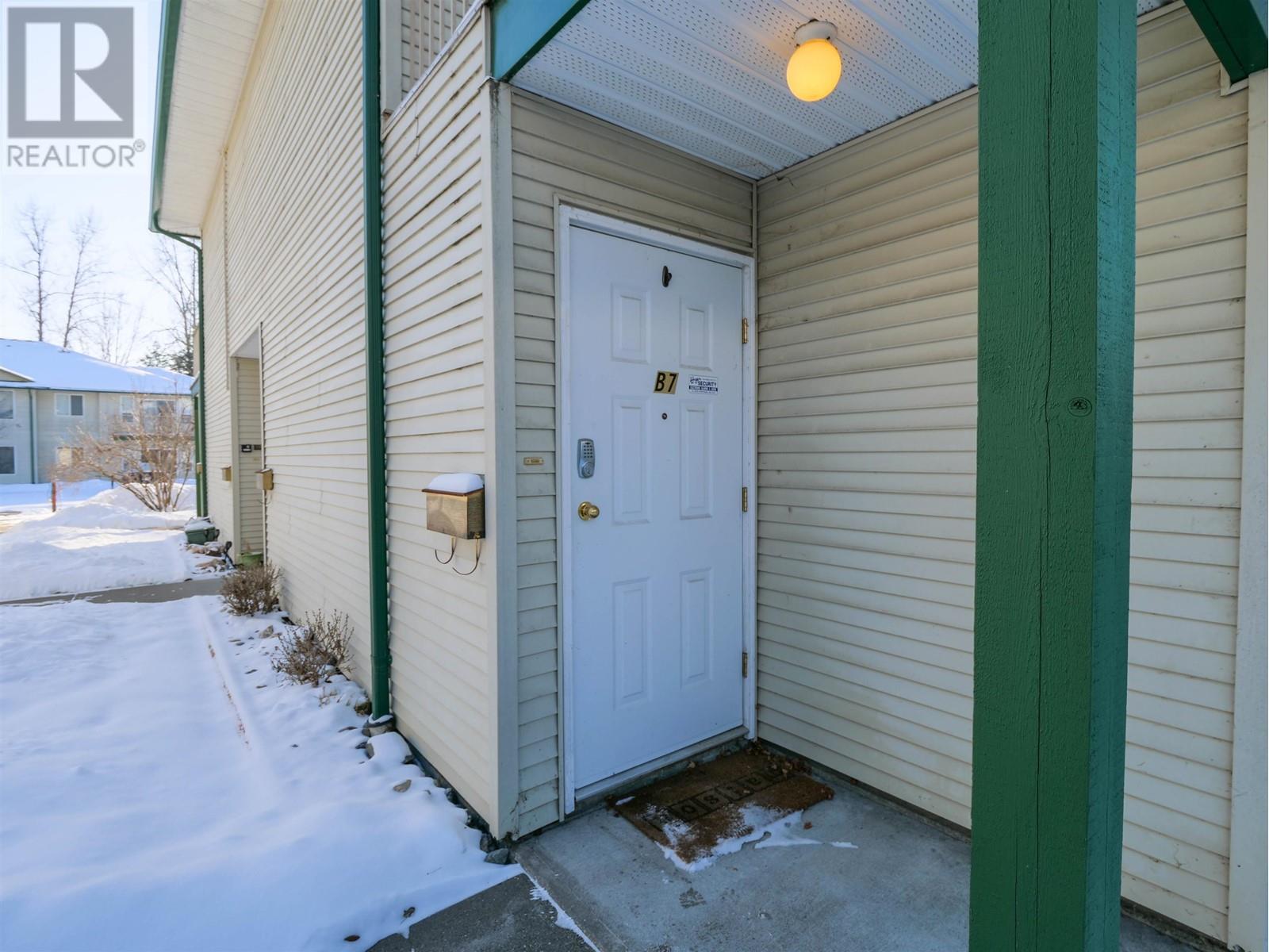 B7 389 HILL STREET, Quesnel