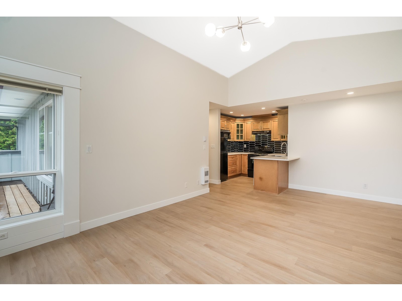208 2828 152 STREET, Surrey real estate listing R2946633