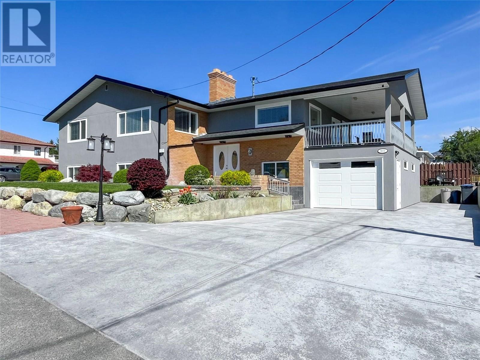 9106 Hummingbird Lane, Osoyoos