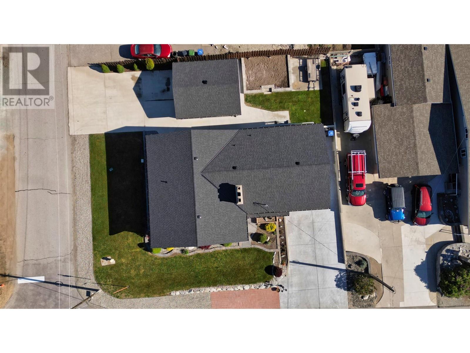 9106 Hummingbird Lane, Osoyoos