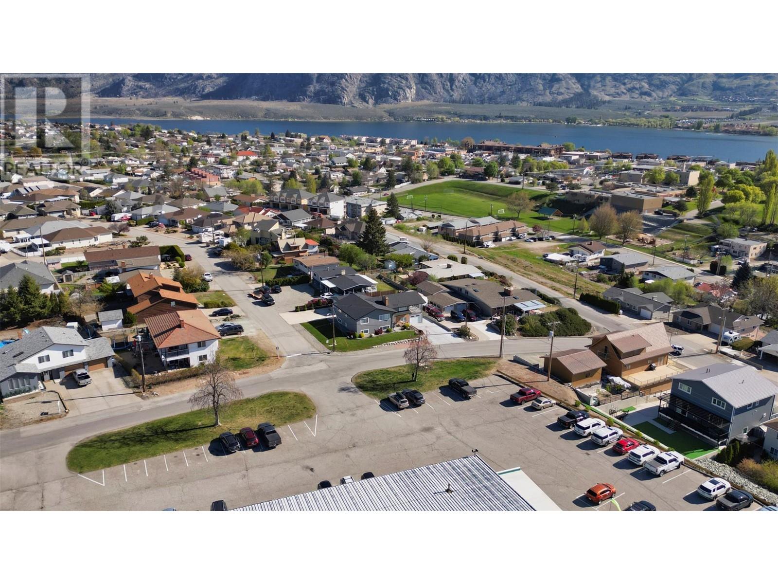 9106 Hummingbird Lane, Osoyoos