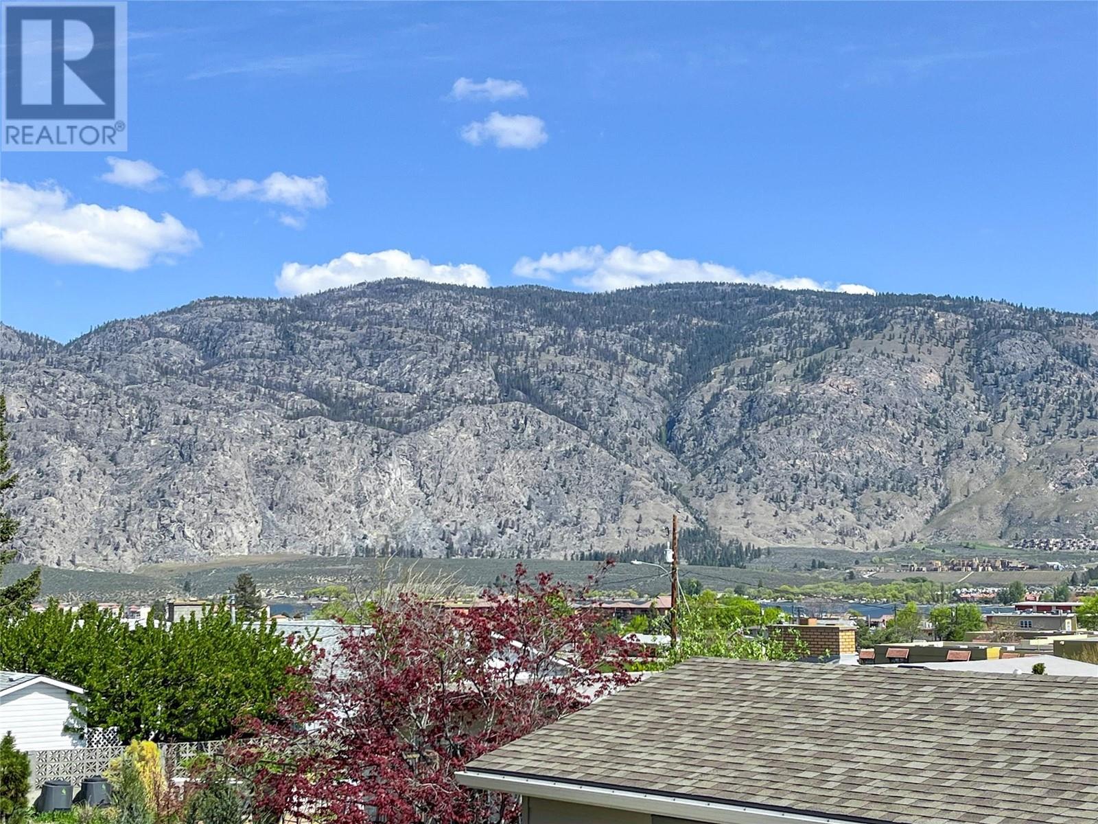 9106 Hummingbird Lane, Osoyoos