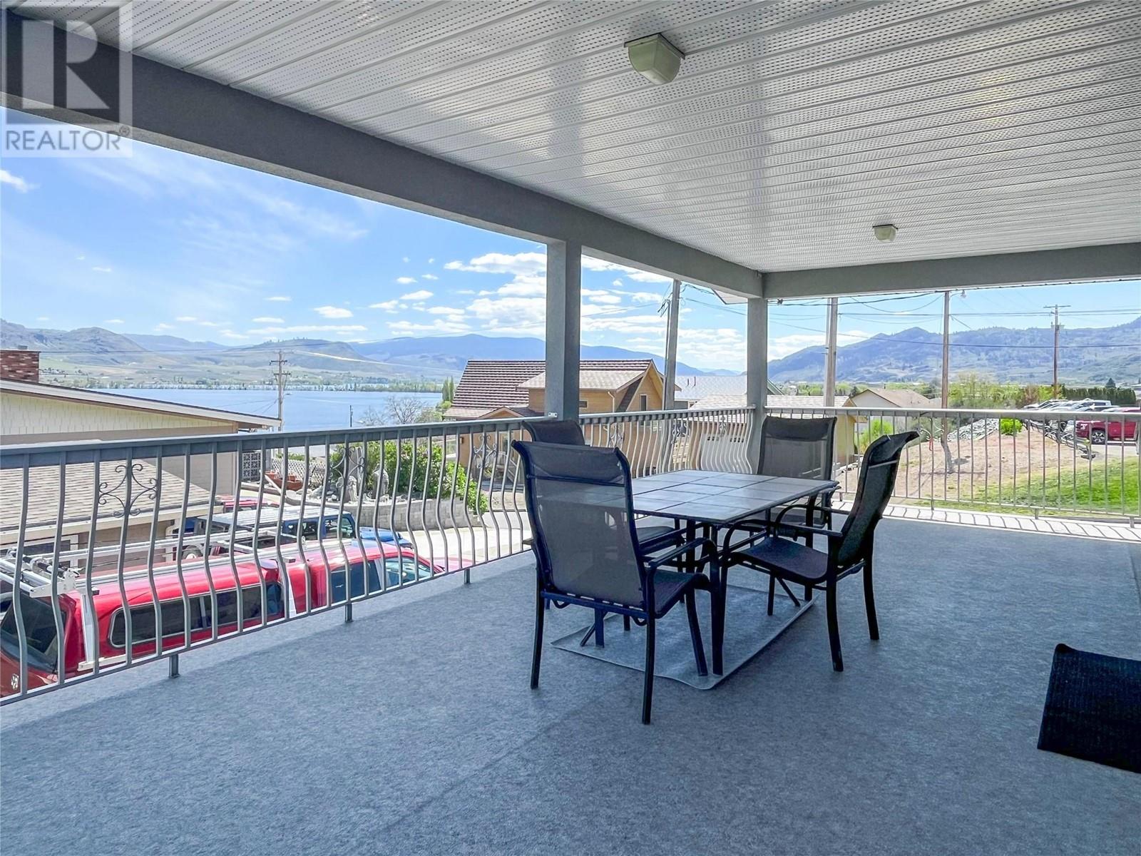 9106 Hummingbird Lane, Osoyoos