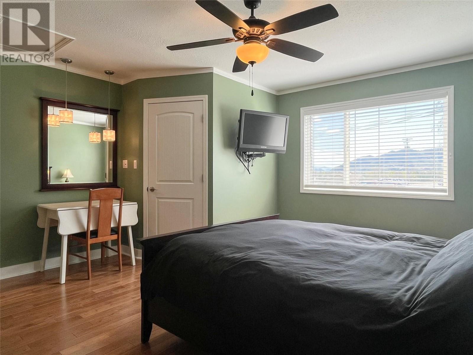 9106 Hummingbird Lane, Osoyoos