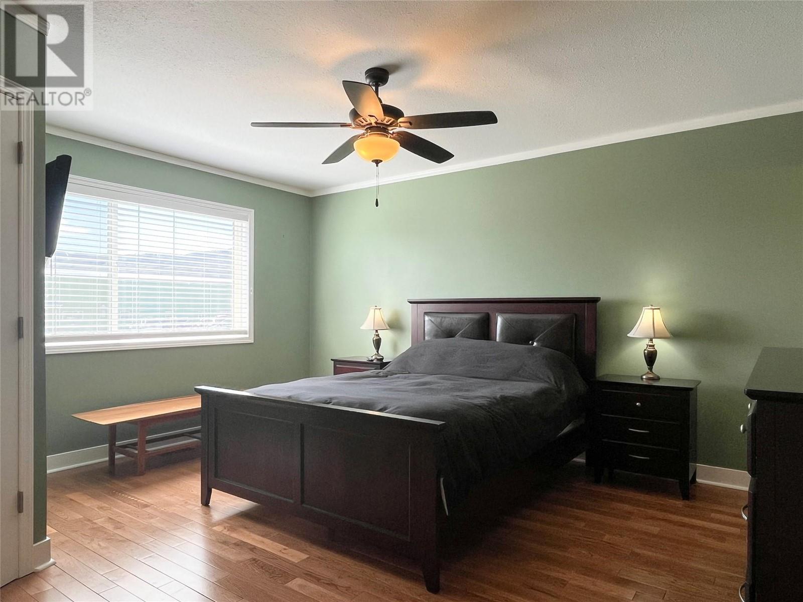 9106 Hummingbird Lane, Osoyoos