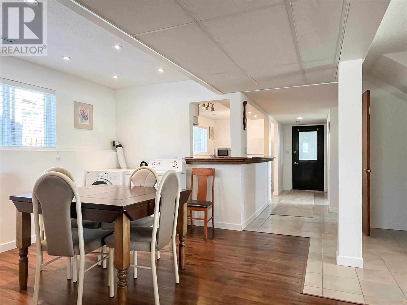 9106 Hummingbird Lane, Osoyoos