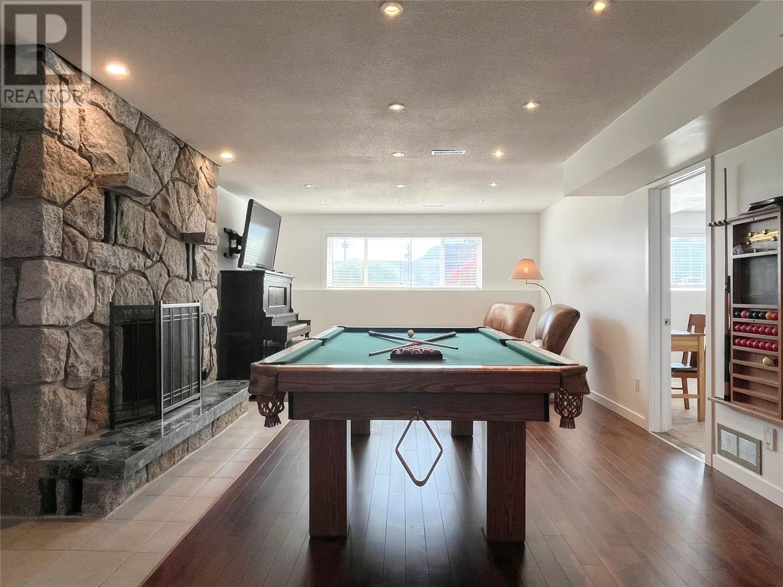 9106 Hummingbird Lane, Osoyoos
