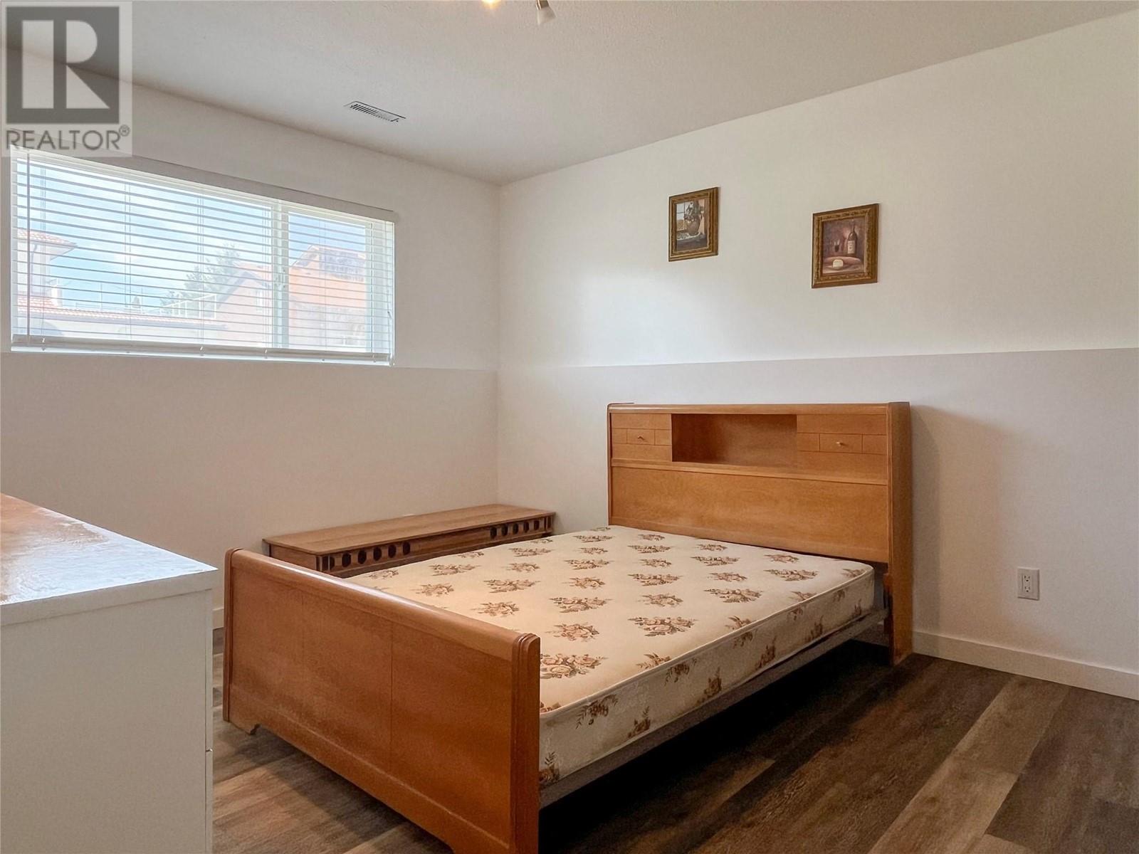 9106 Hummingbird Lane, Osoyoos