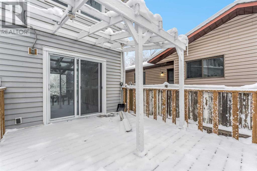 Single Family House for Sale in  Falton Way NE Falconridge Calgary 