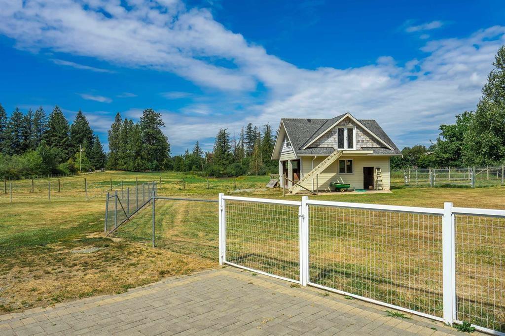 Photo 15 of 4102 Lefeuvre Road, Abbotsford BC