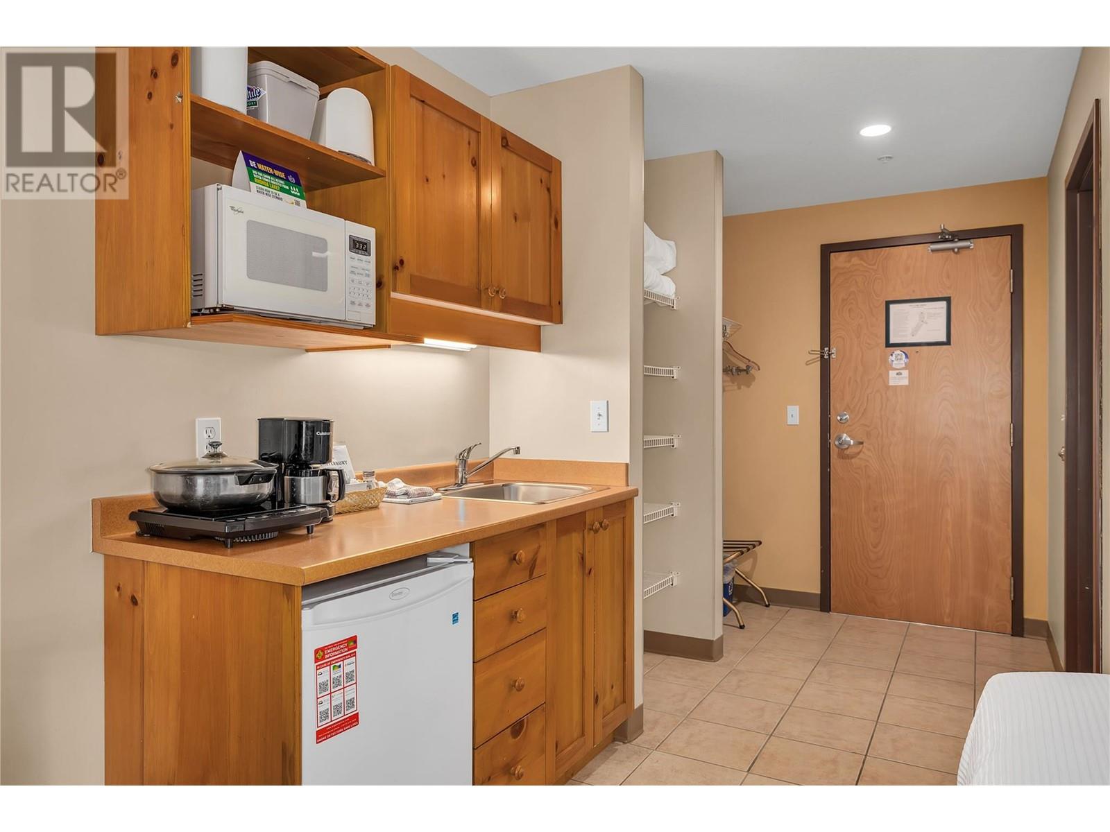 231 5340 Big White Road, Big White