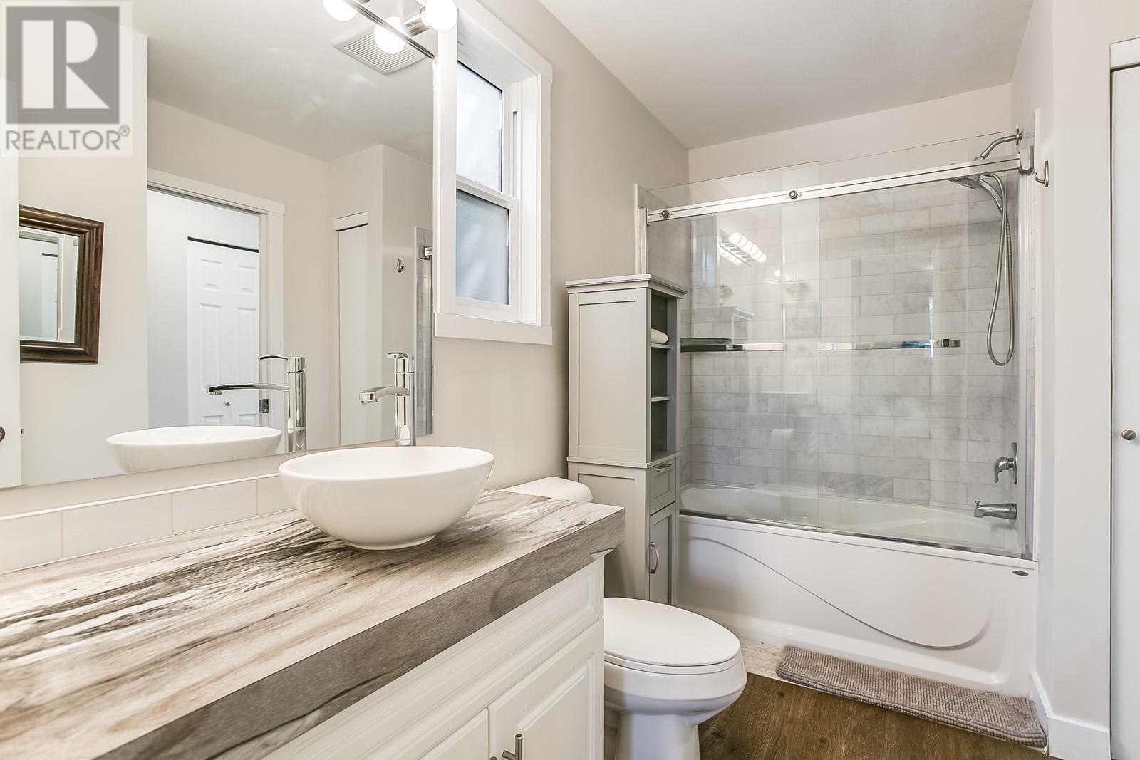 458 415 Commonwealth Road, Kelowna