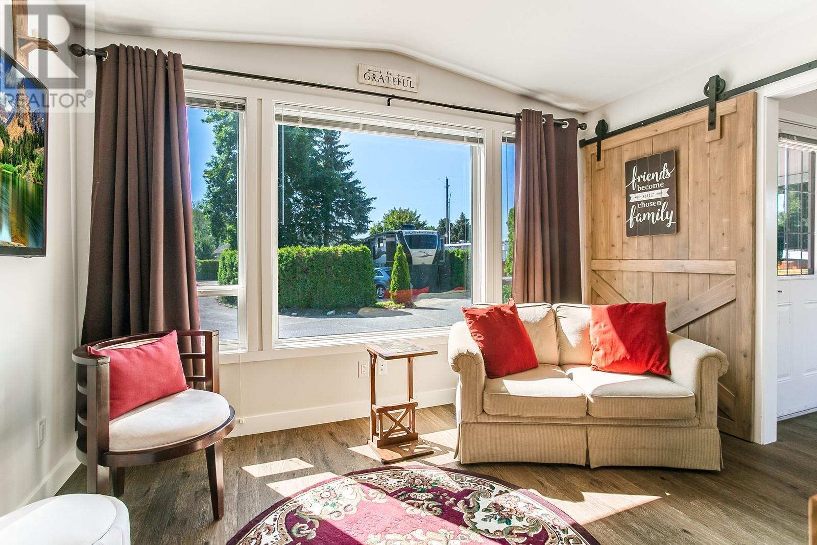 458 415 Commonwealth Road, Kelowna