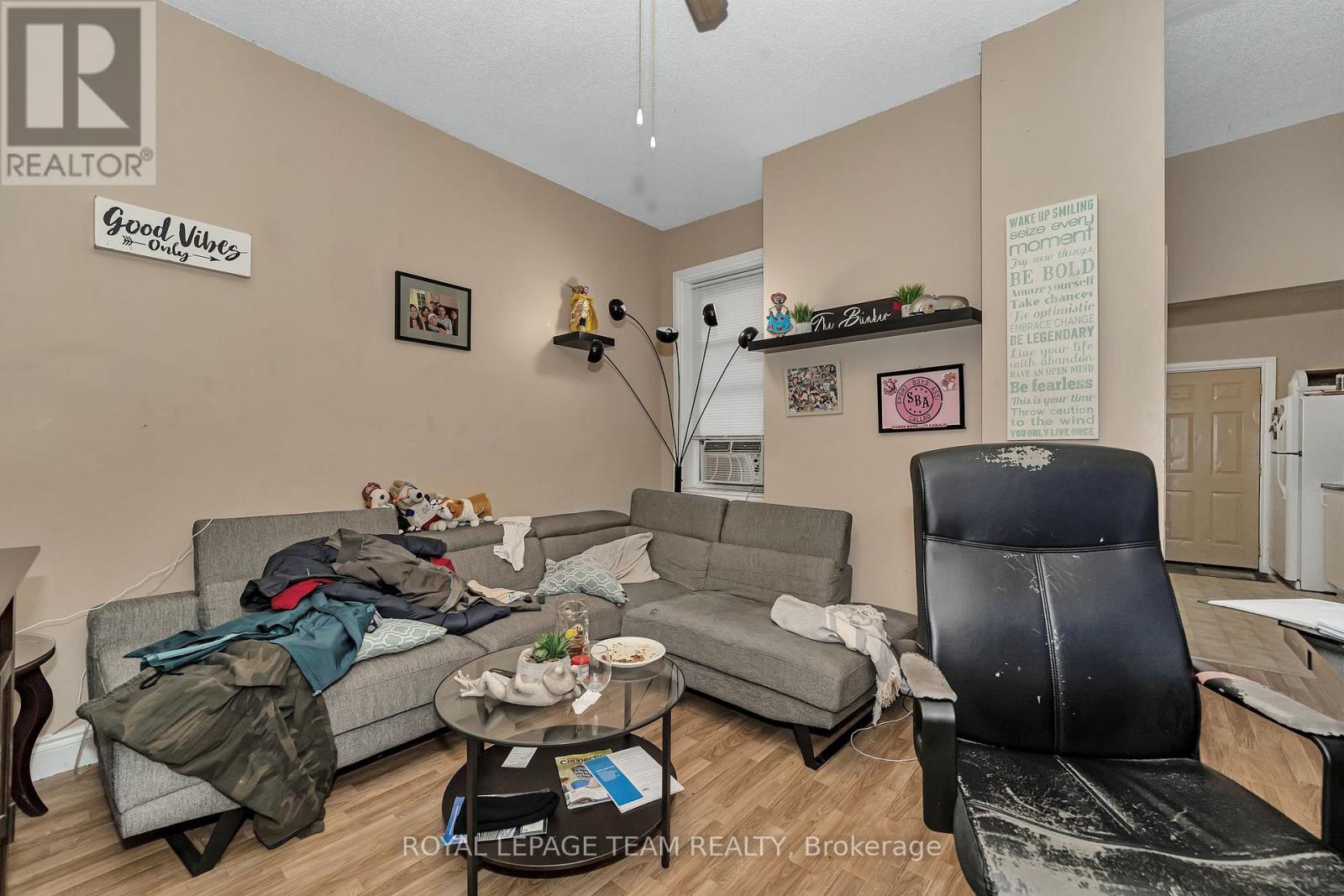 Photo 10 of 21 Raymond Street, Ottawa ON