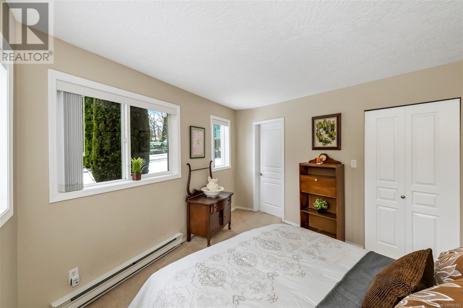#102 898 VERNON AVE - Image 11