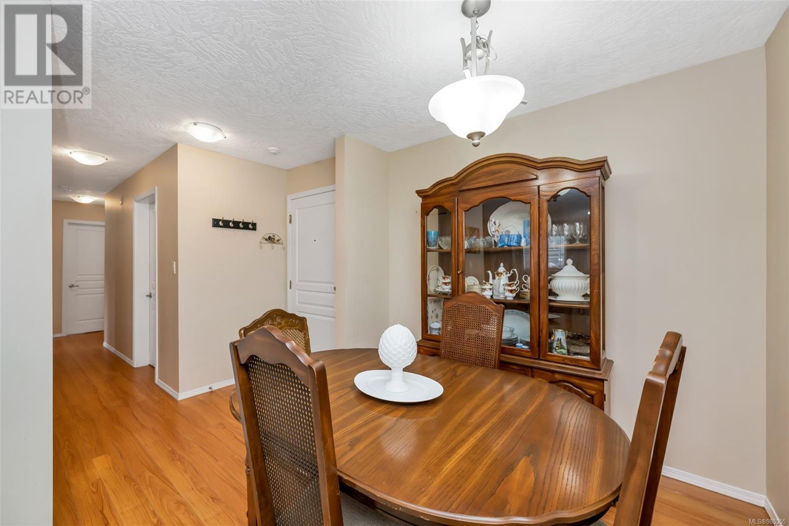 #102 898 VERNON AVE - Image 6